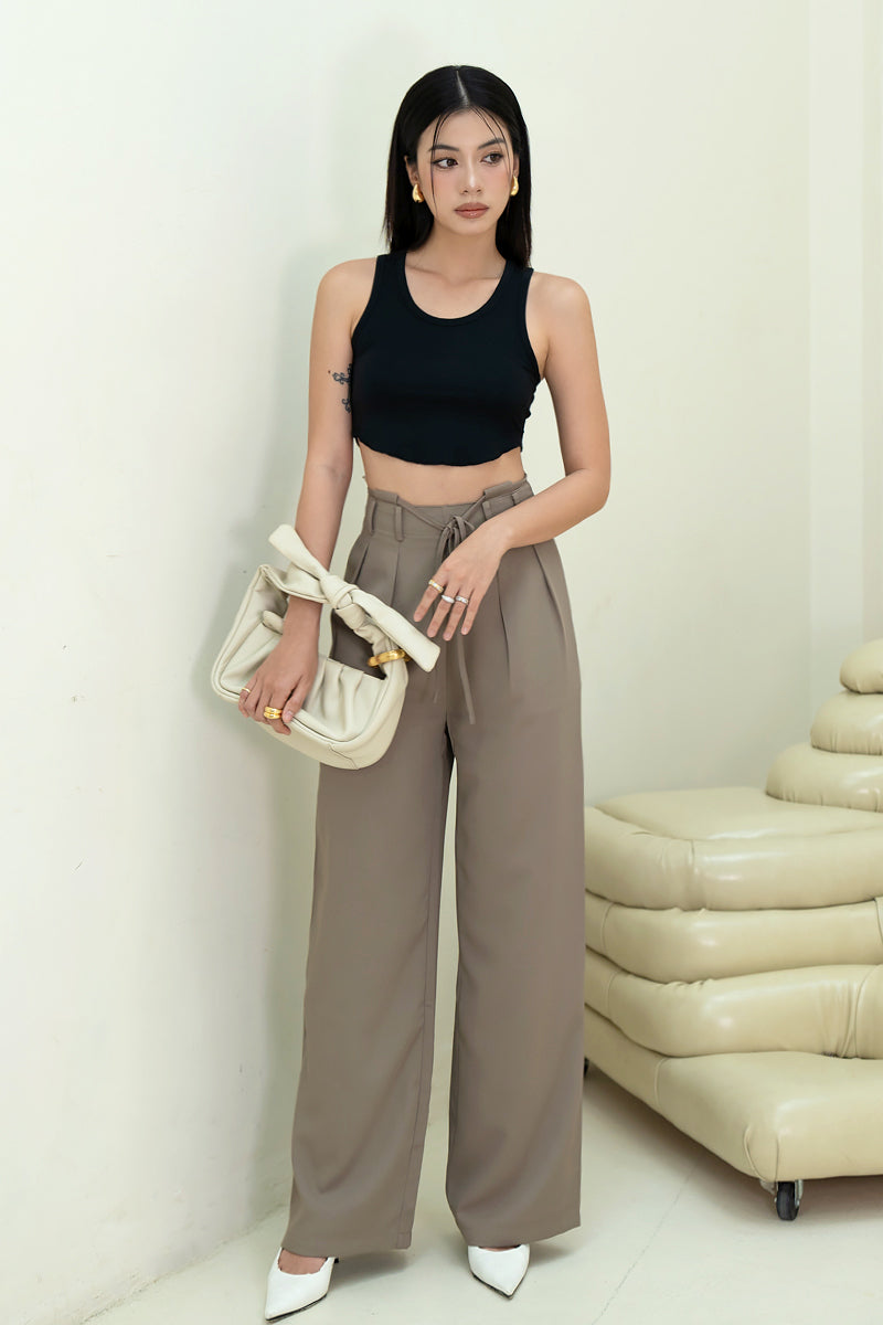 ESSENTIAL BASIC CROP TOP (BLACK)