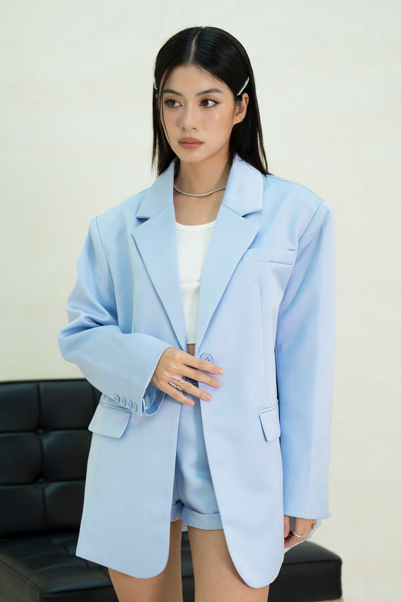 MANON SATIN BLAZER (SPINDLE BLUE)