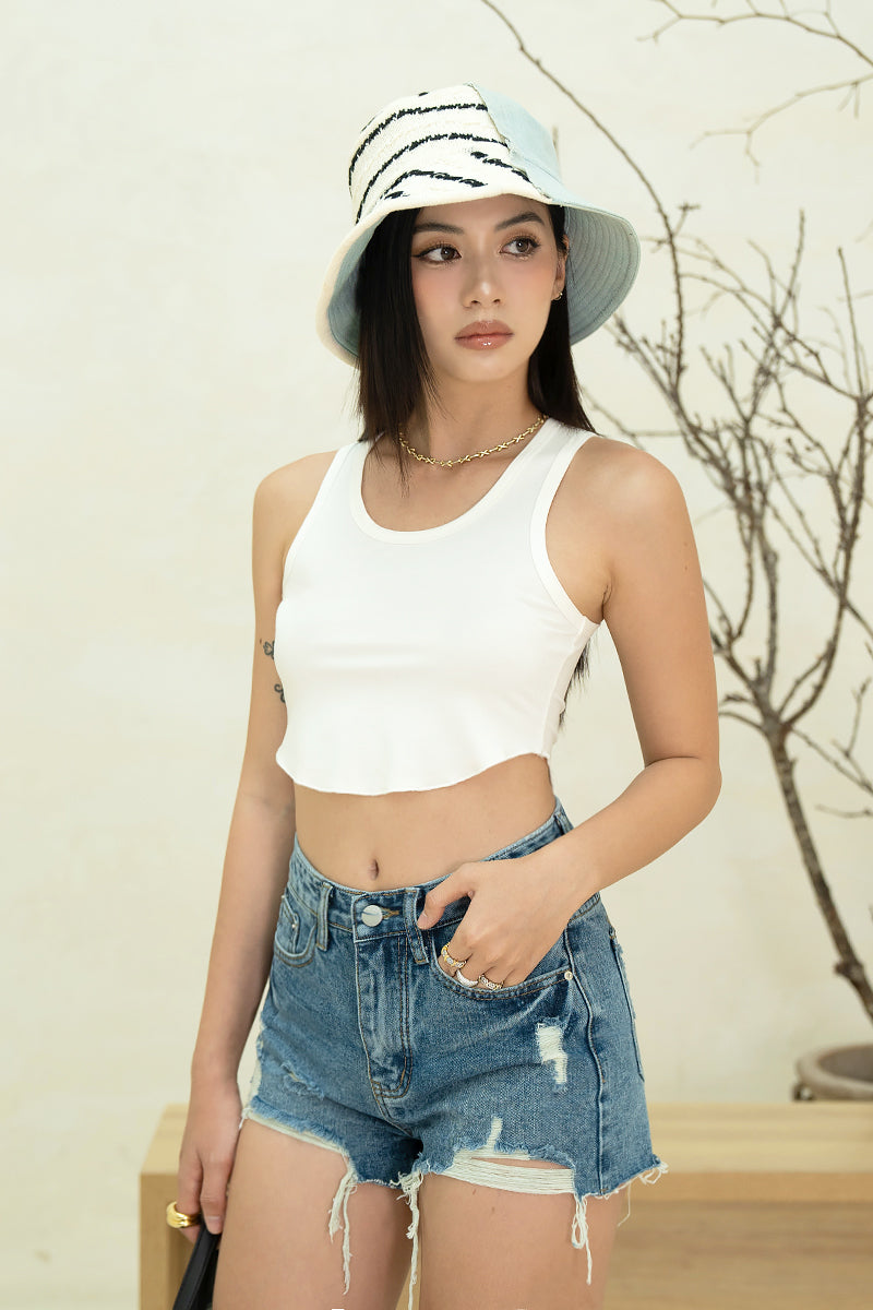 MAIN RIPPED DENIM SHORTS (DARK DENIM)