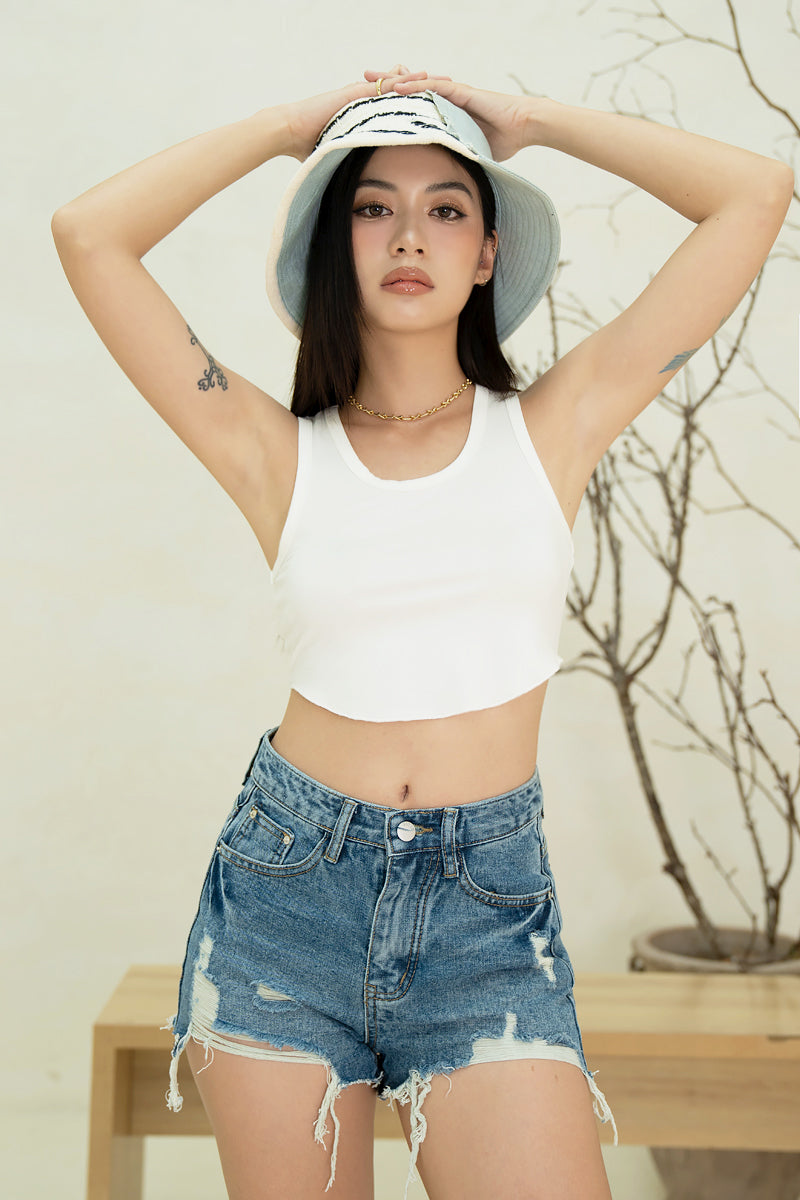 MAIN RIPPED DENIM SHORTS (DARK DENIM)