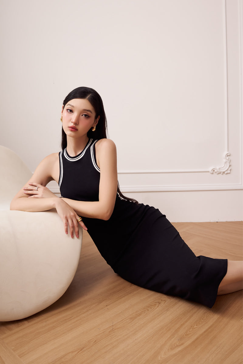 SLOW DOWN STRIPE DRESS (BLACK)
